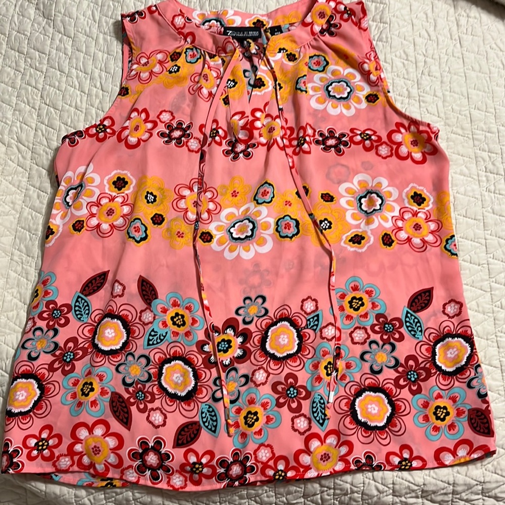 7th Avenue design studio NY&Co printed flower sleeves float top size L